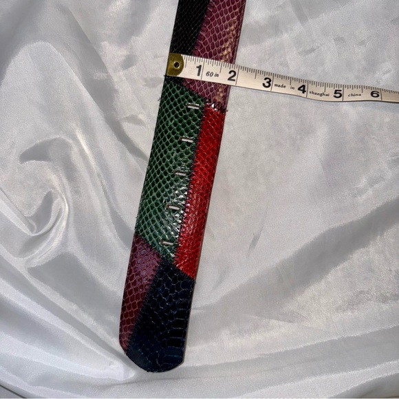 Rare Vintage Multicolor Genuine Snakeskin Belt Ladies M/L Red Green Black ‘80-90 - Picture 11 of 12